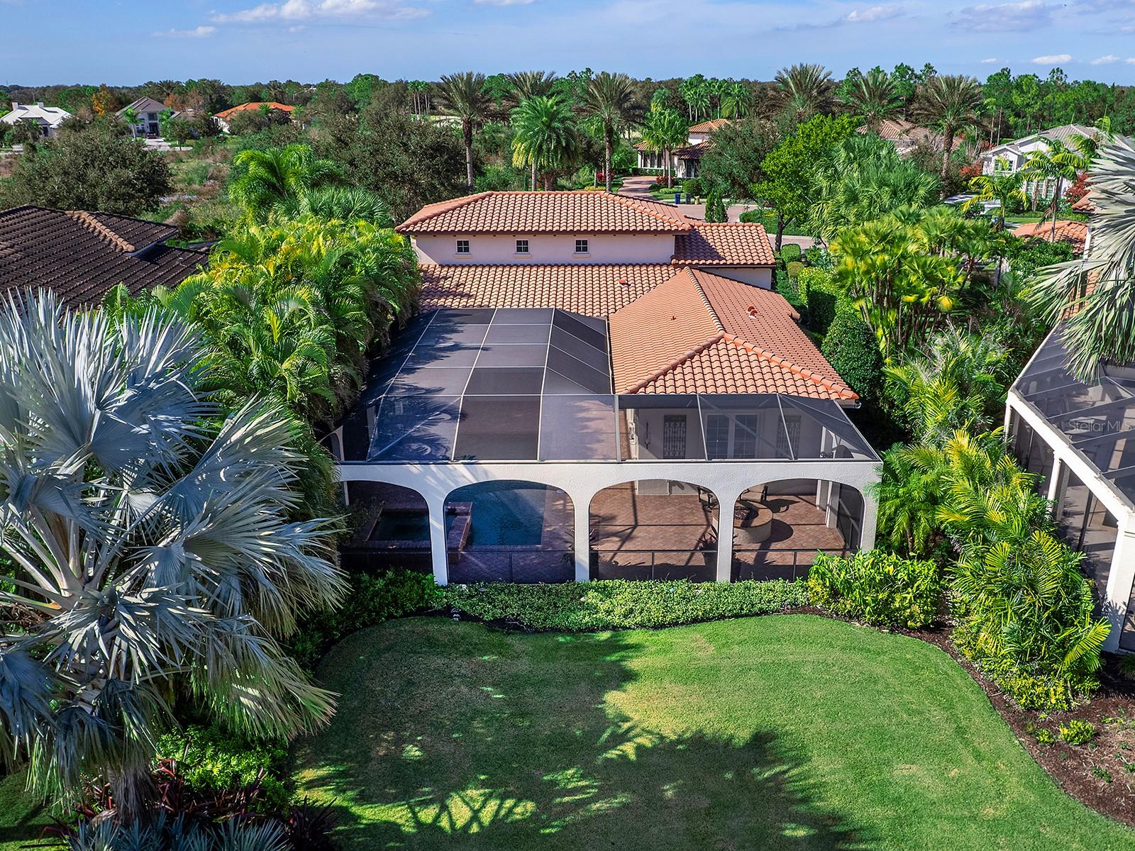 LAKE CLUB PH II - Residential