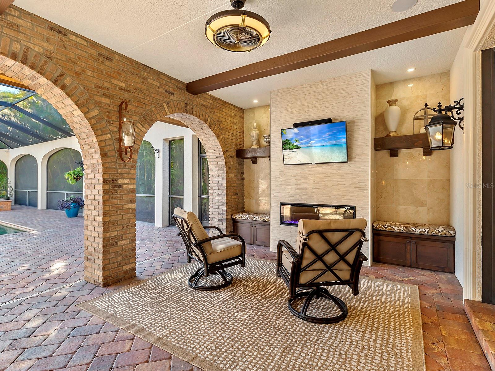 LAKE CLUB PH II - Residential