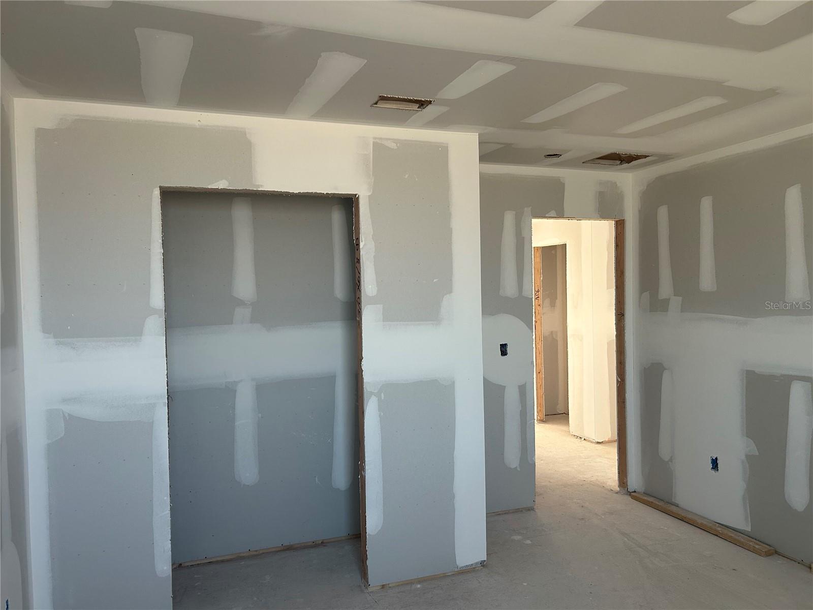 OAKFIELD TRAILS WEST - Residential