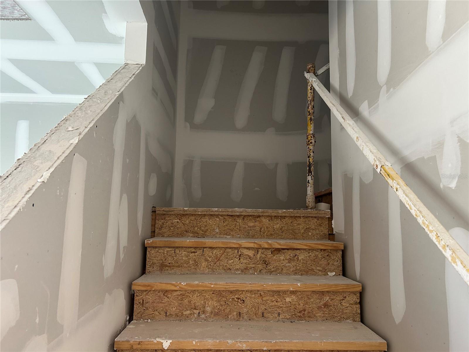 OAKFIELD TRAILS WEST - Residential