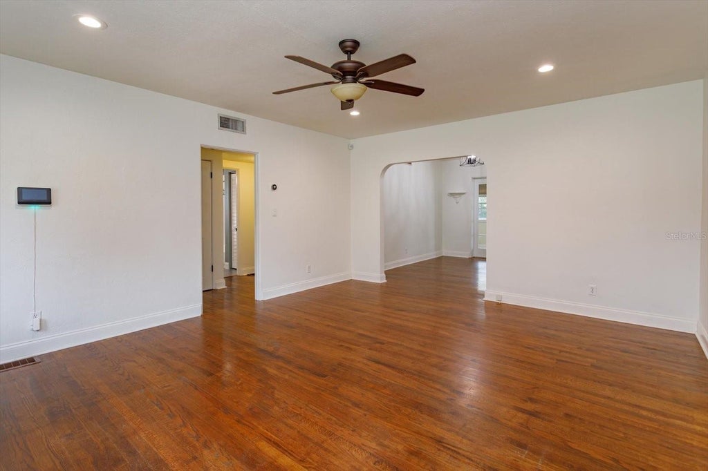 Photo of 706 Florida Street, Orlando, FL 32806 (MLS # O6438011)