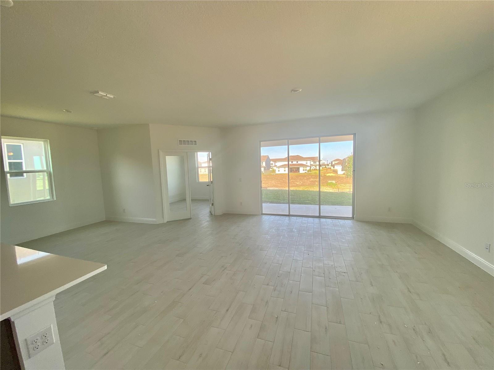 PARK VIEW AT THE HILLS PH 3 - Residential