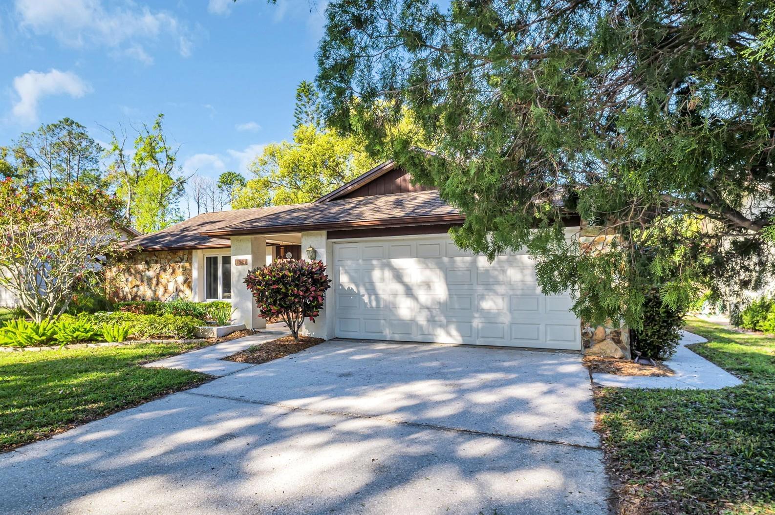 1434 GLENGARRY DRIVE