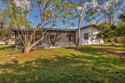 A home in PORT CHARLOTTE