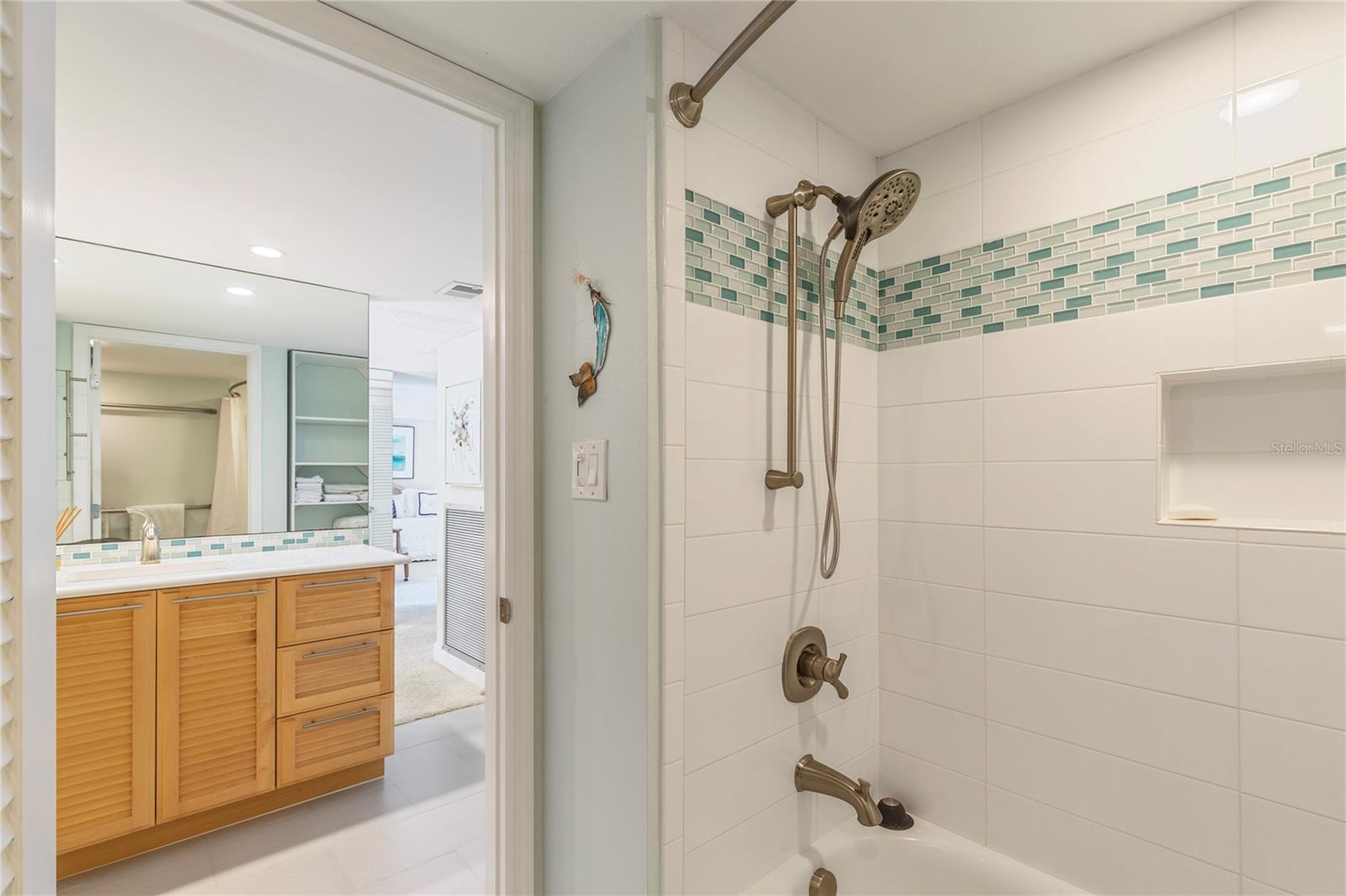 440 WEST CONDO - Residential