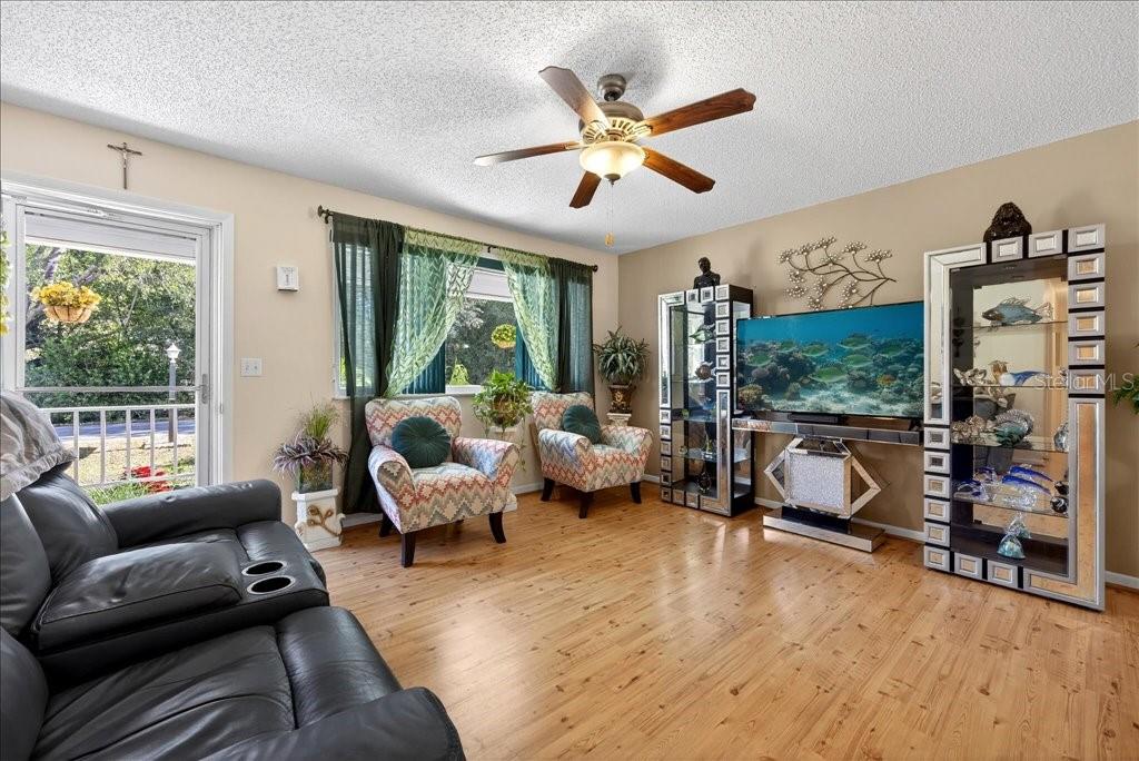 OAK RUN NBRHD 01 - Residential