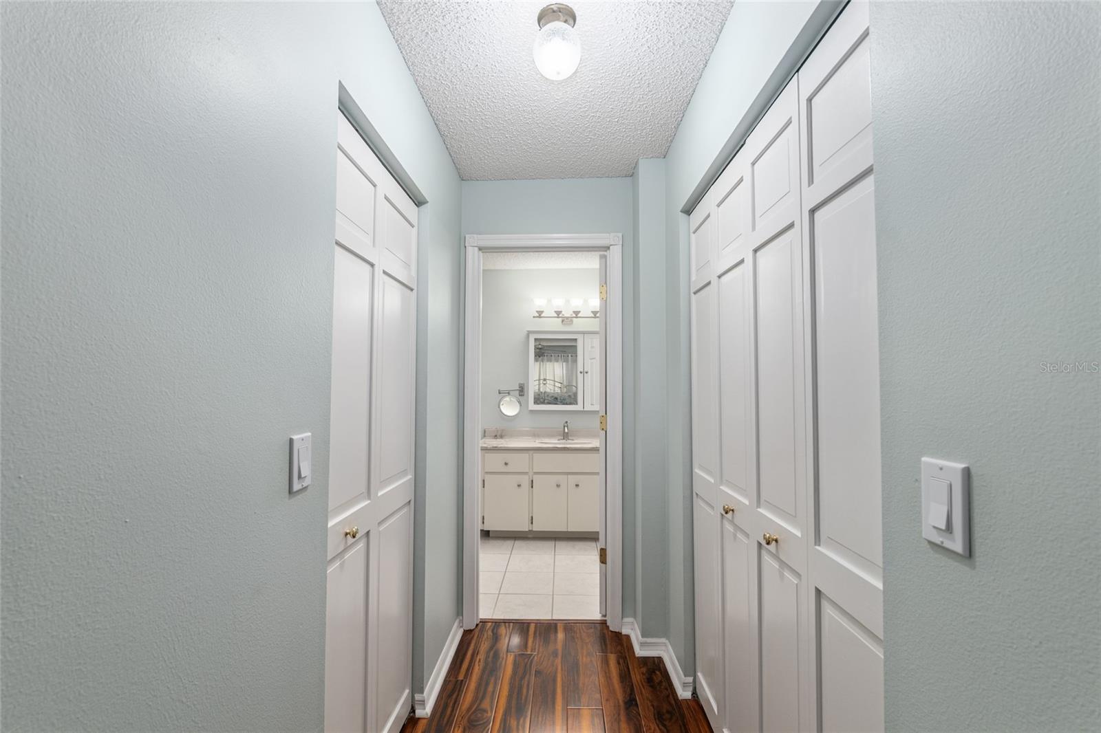 ON TOP OF THE WORLD - Residential