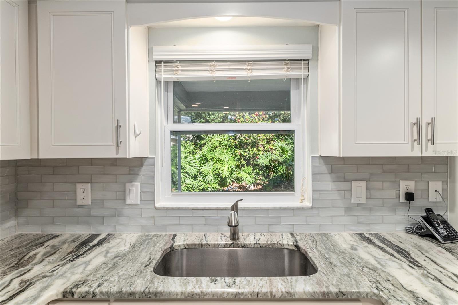 ON TOP OF THE WORLD - Residential