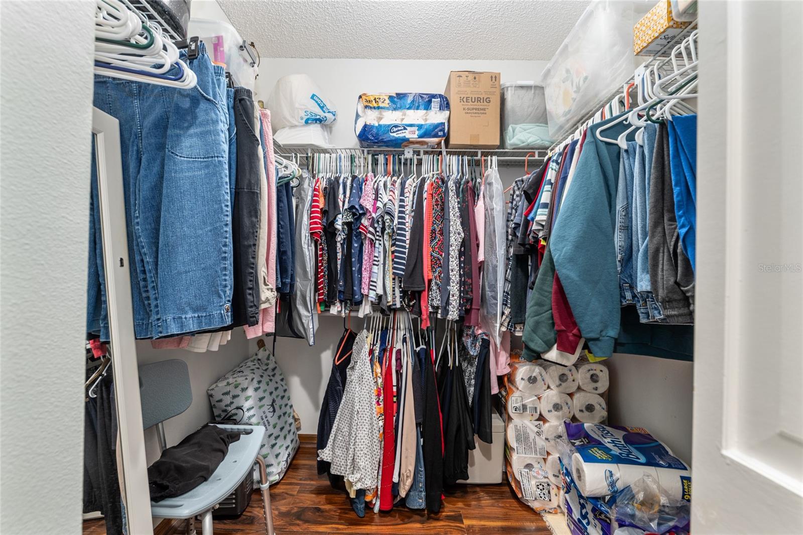 ON TOP OF THE WORLD - Residential