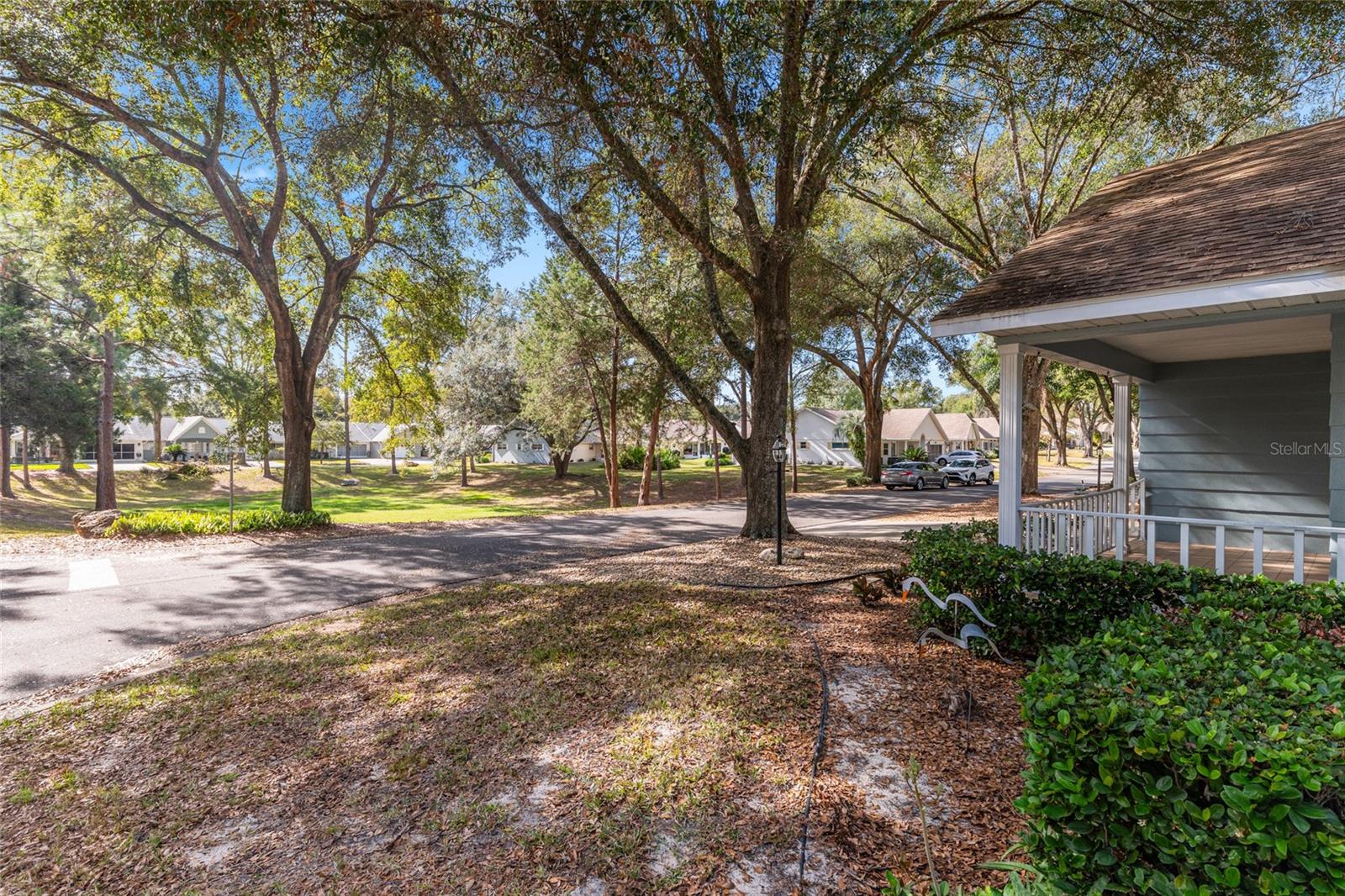 ON TOP OF THE WORLD - Residential