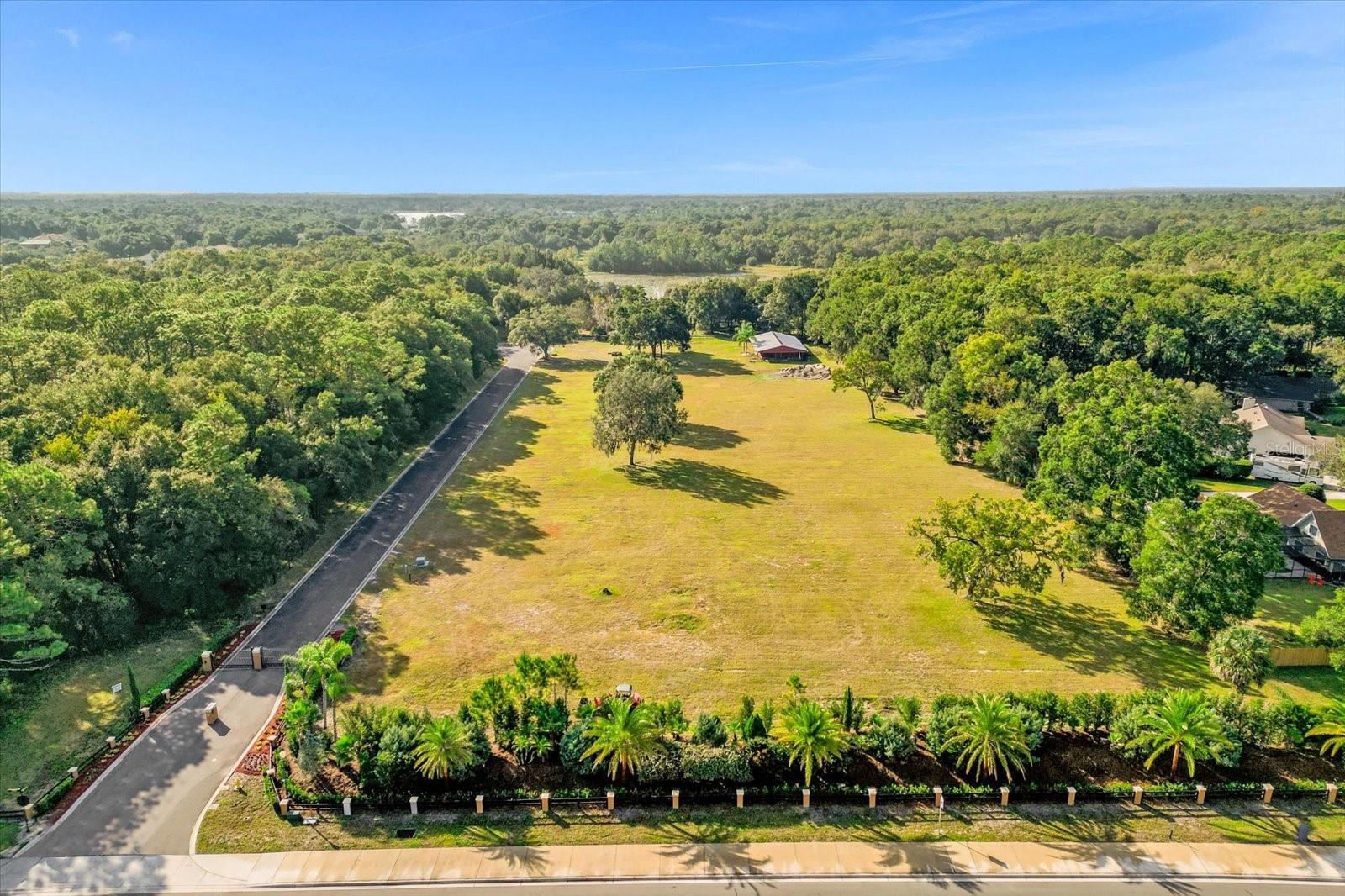 SAVTA RESERVE - Land