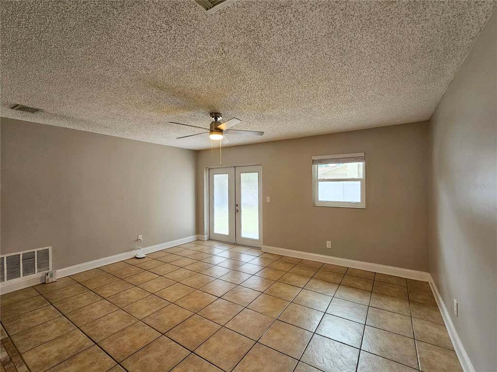 Photo of 6092 Burch Street N, St Petersburg, FL 33709 (MLS # G5116351)