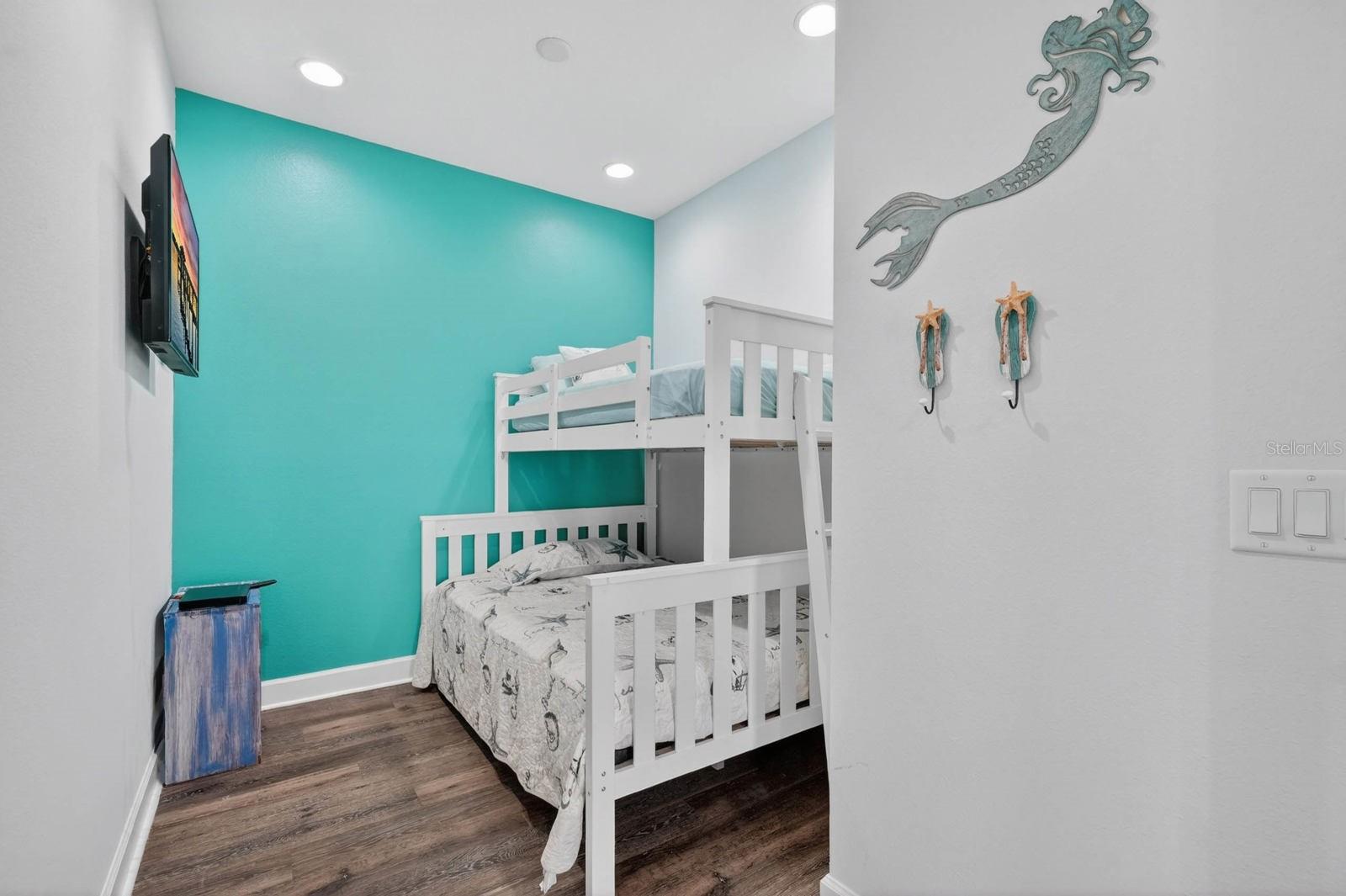 LATITUDE/DAYTONA BEACH PH 3B - Residential