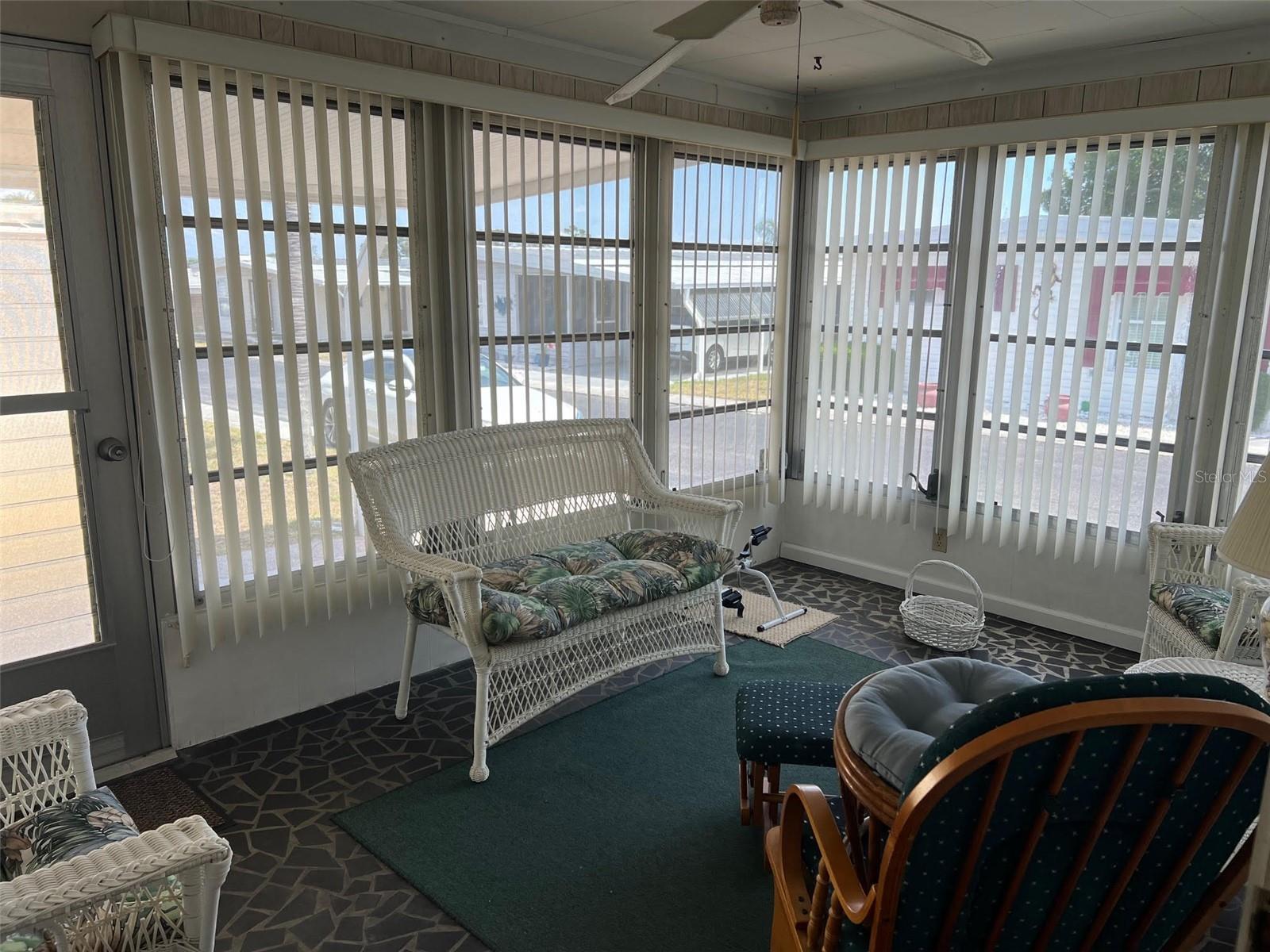 PALM HILL MOBILE HOME PARK UNREC - Residential