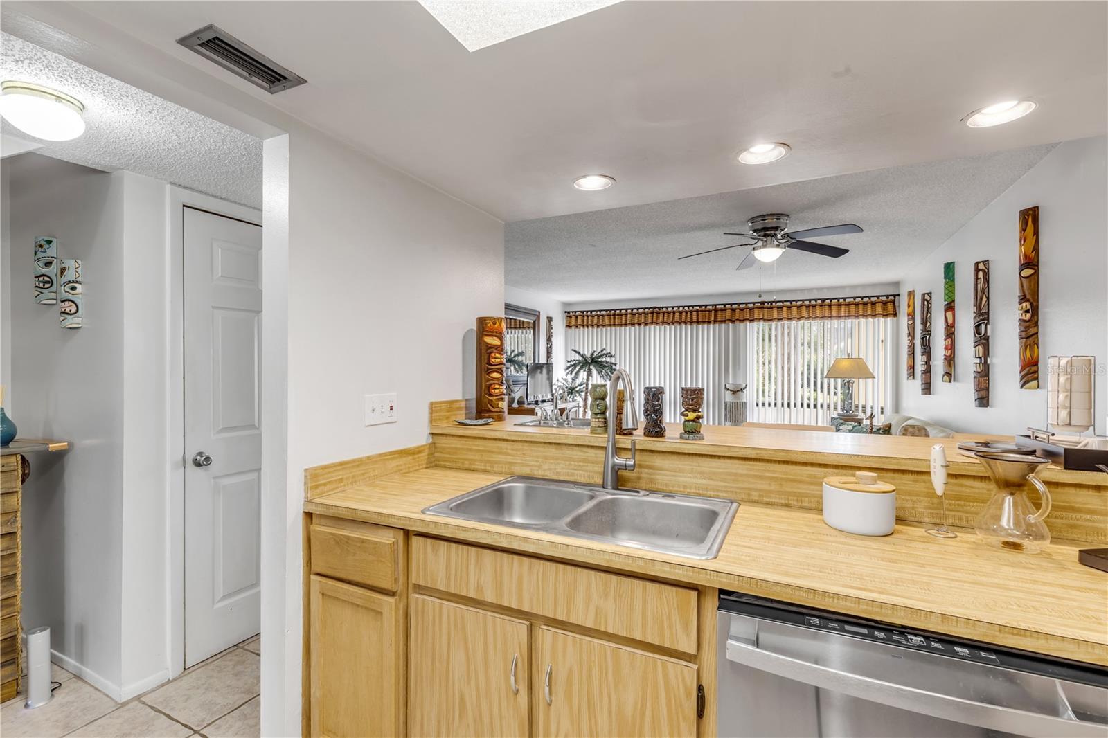 SUGAR MILL GOLF TWNHS CONDO - Residential