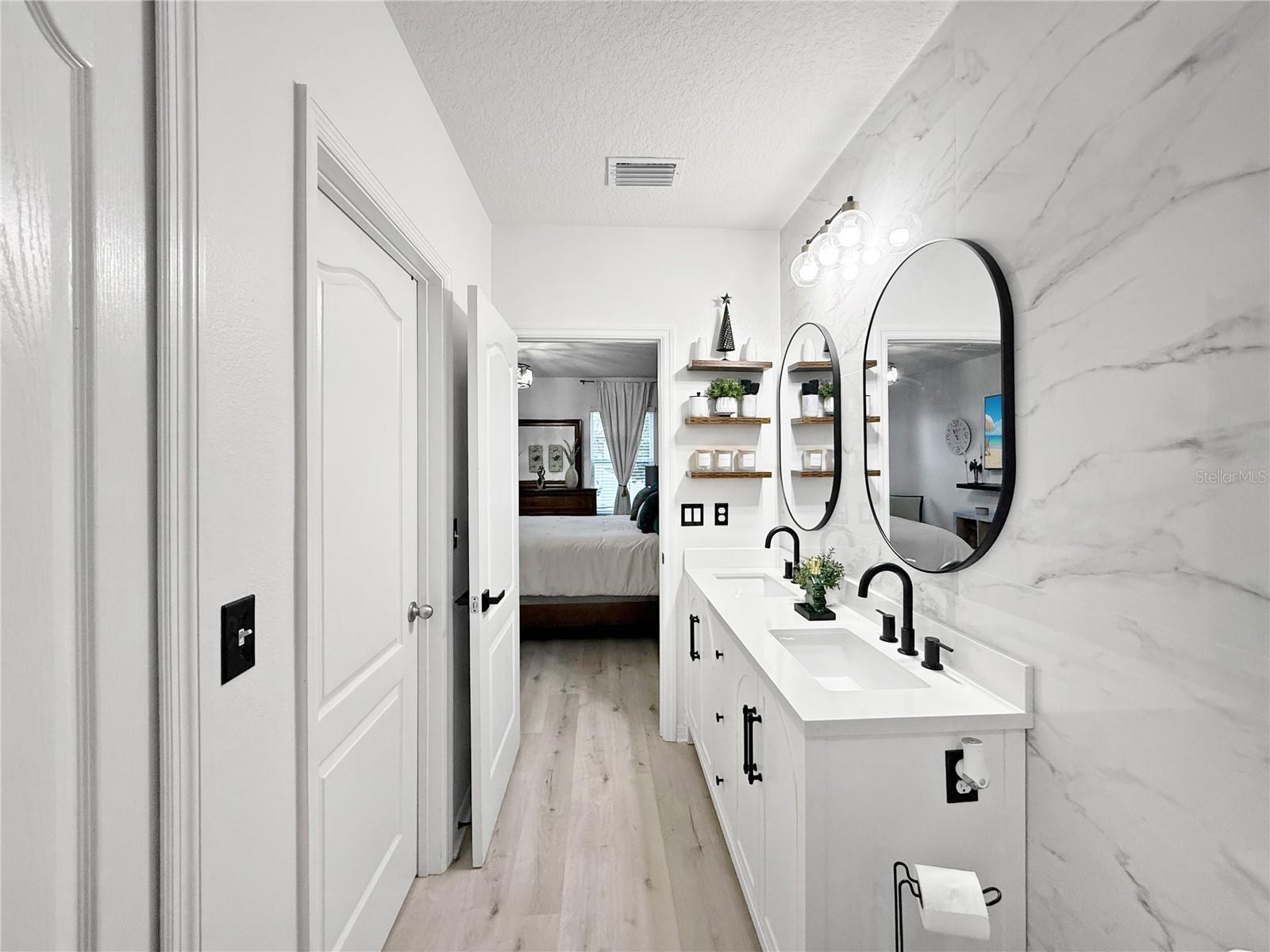 BRENTON MANOR - Residential