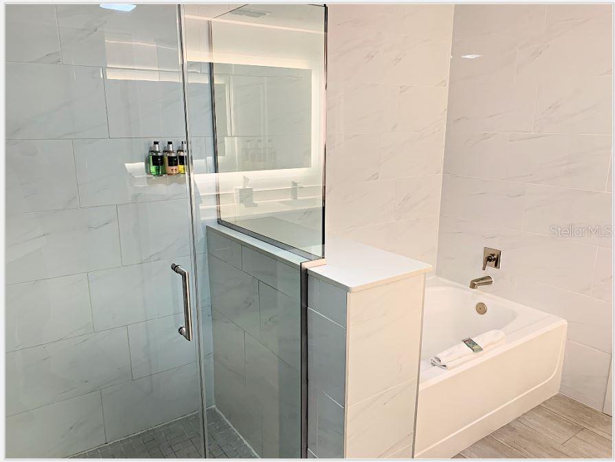 GROVE RESORT - Residential