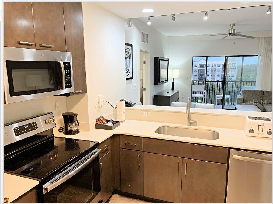 GROVE RESORT - Residential