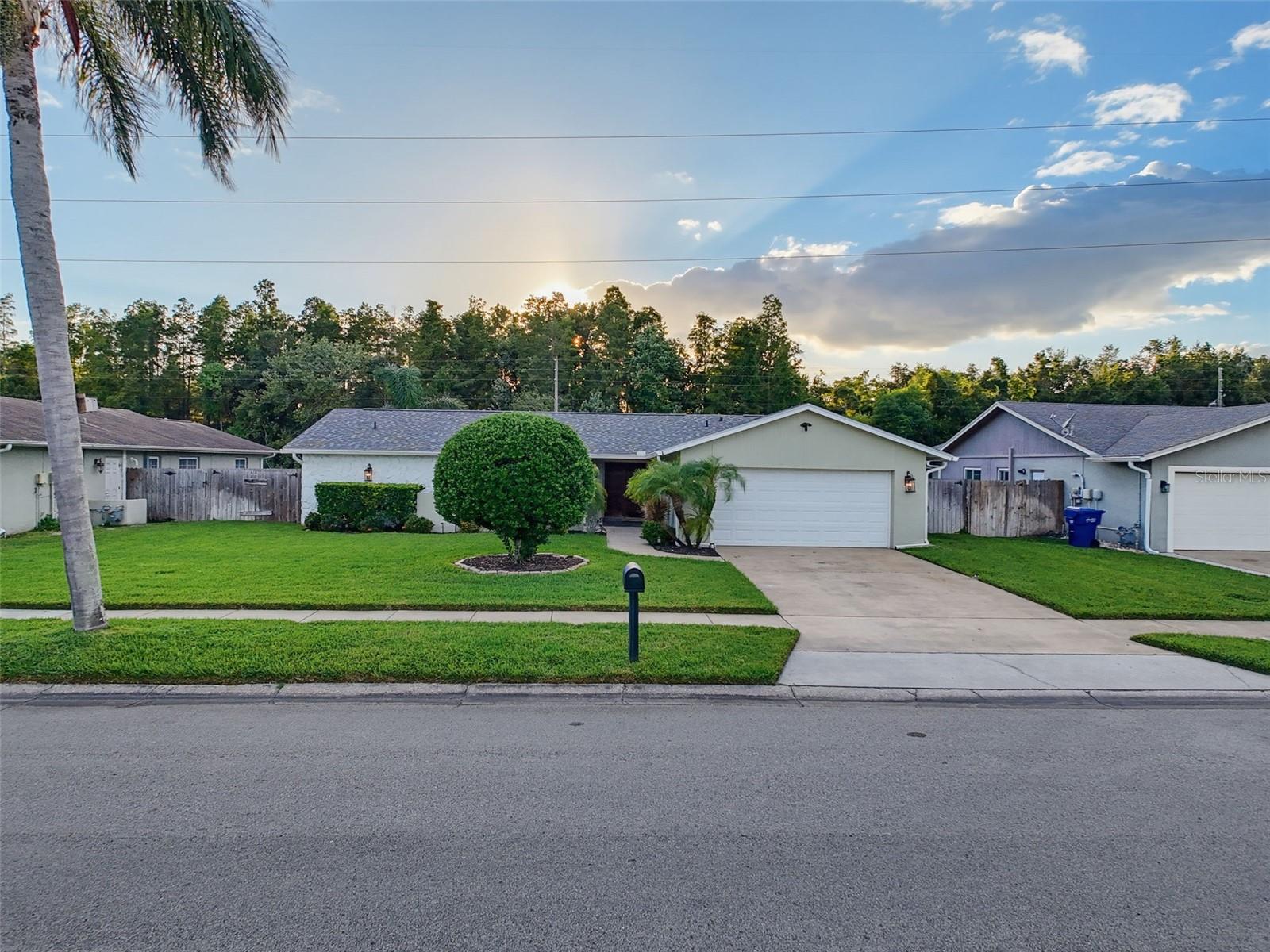 1846 DEL ROBLES DRIVE