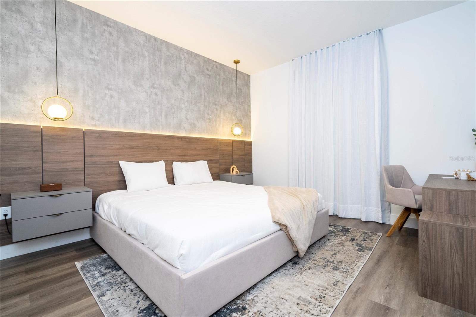 WESTSIDE CAY - Residential