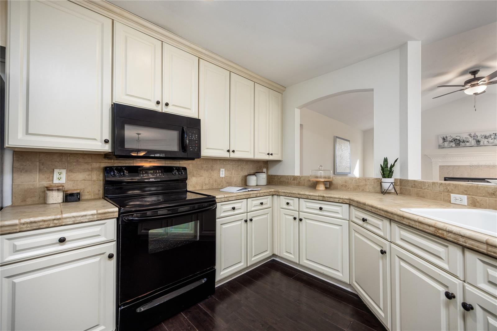 BRANDY GLENN AT T C REP - Residential