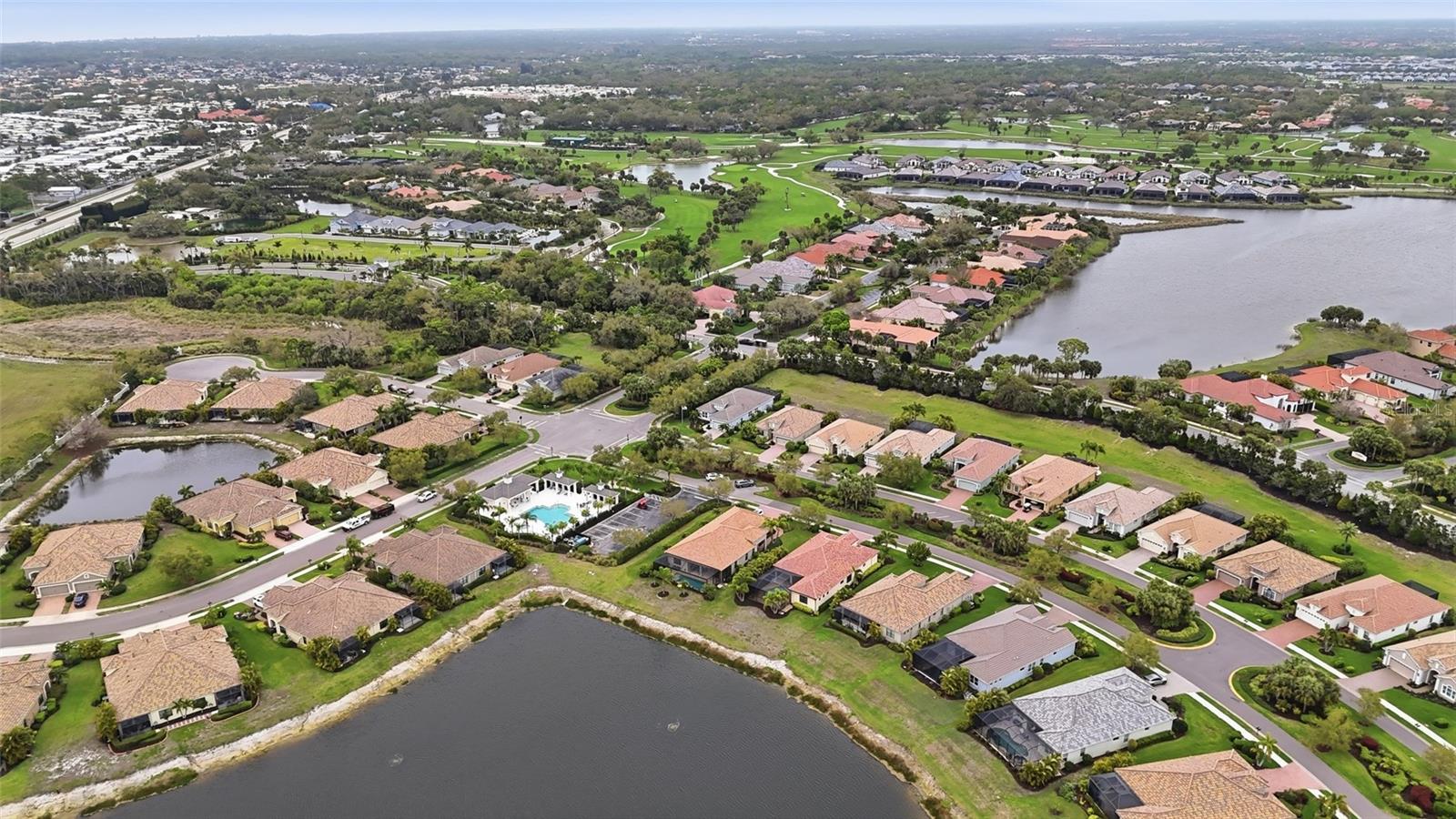 BOCA ROYALE PH 1 - Residential