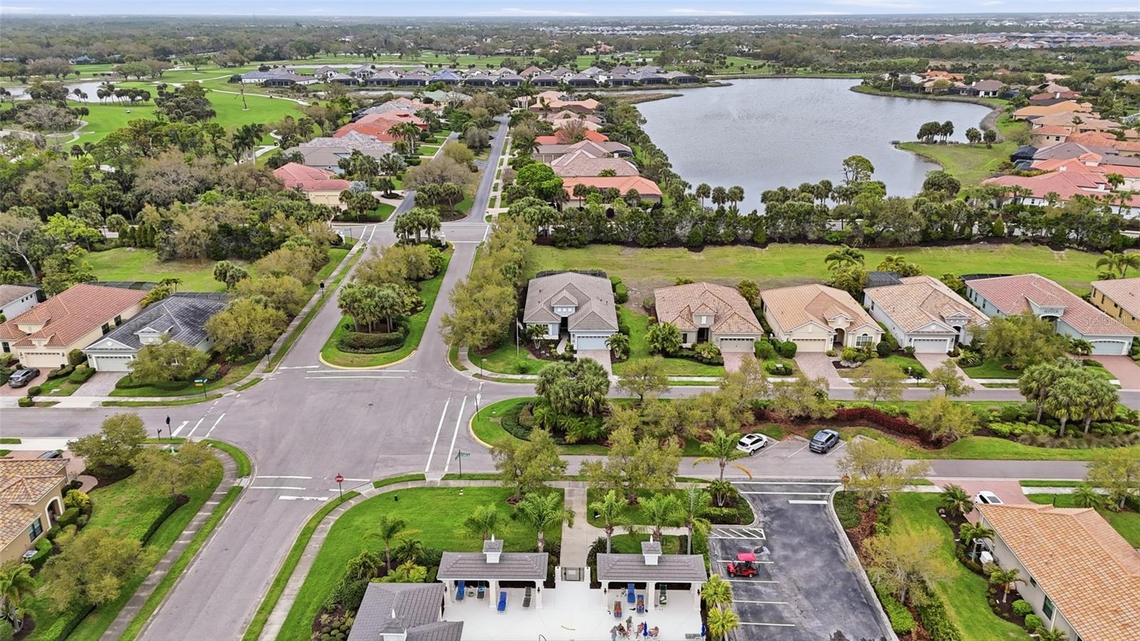 BOCA ROYALE PH 1 - Residential