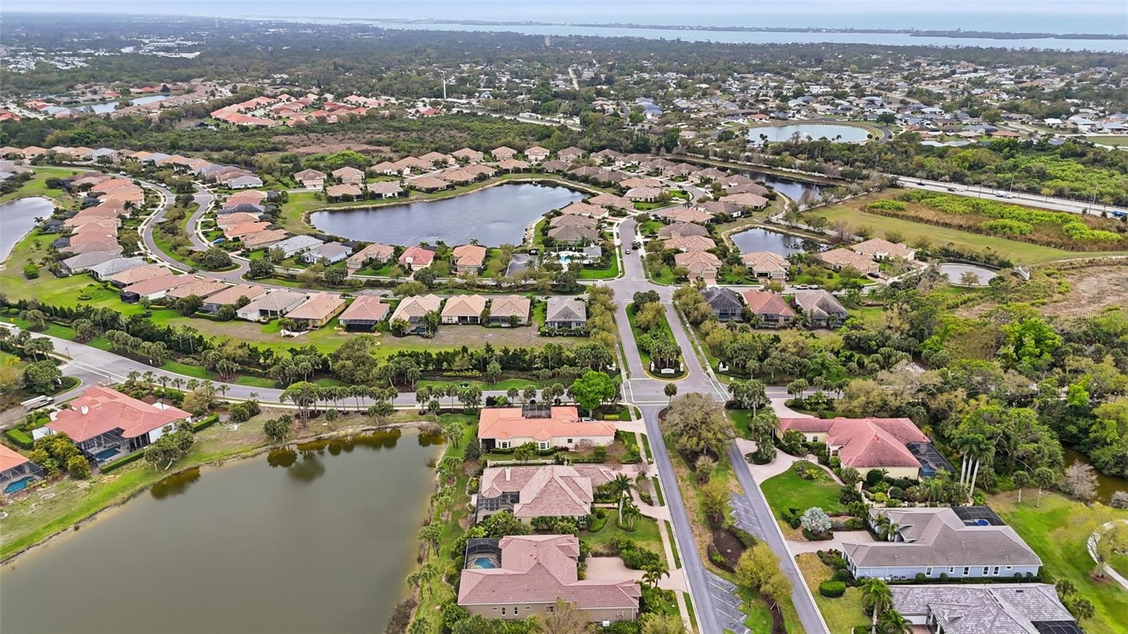 BOCA ROYALE PH 1 - Residential