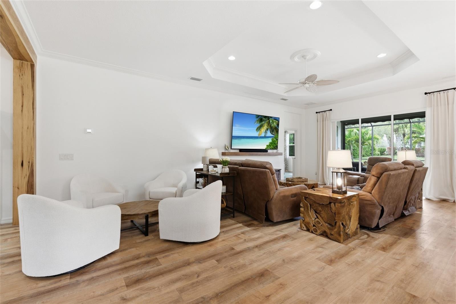 BOCA ROYALE PH 1 - Residential