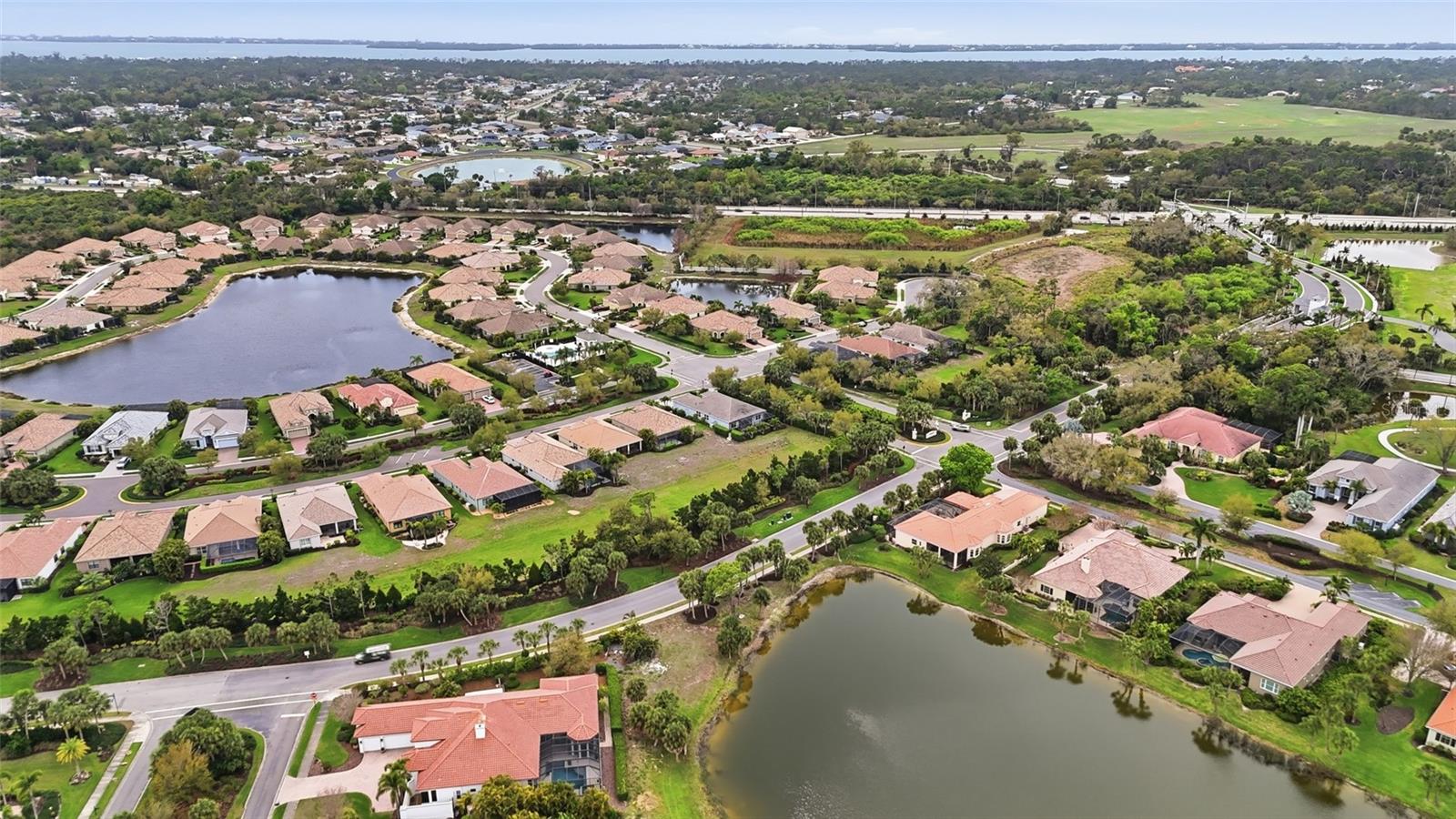 BOCA ROYALE PH 1 - Residential