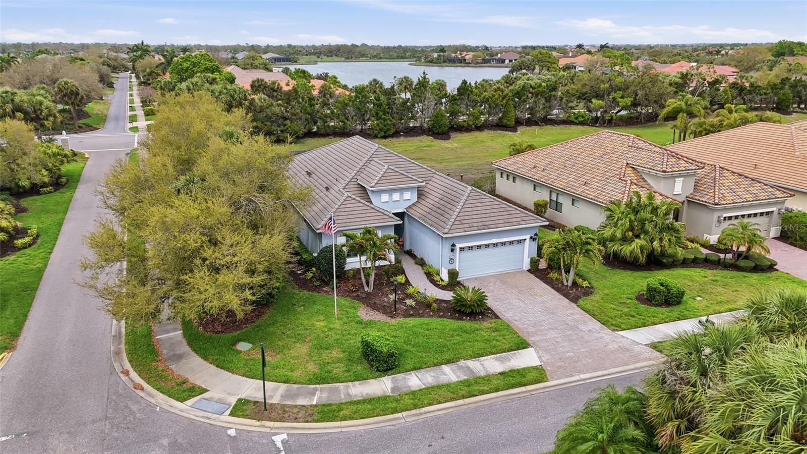 BOCA ROYALE PH 1 - Residential