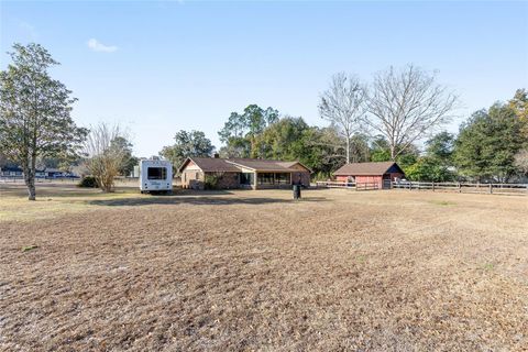 Tiny photo for 825 NE 165th Street, Citra, FL 32113 (MLS # OM718916)