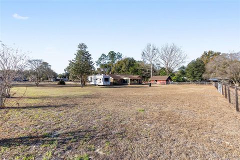 Tiny photo for 825 NE 165th Street, Citra, FL 32113 (MLS # OM718916)