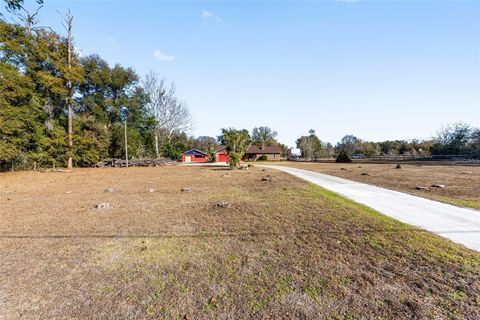 Tiny photo for 825 NE 165th Street, Citra, FL 32113 (MLS # OM718916)