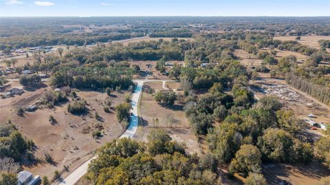 Tiny photo for 825 NE 165th Street, Citra, FL 32113 (MLS # OM718916)