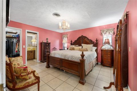 Tiny photo for 825 NE 165th Street, Citra, FL 32113 (MLS # OM718916)