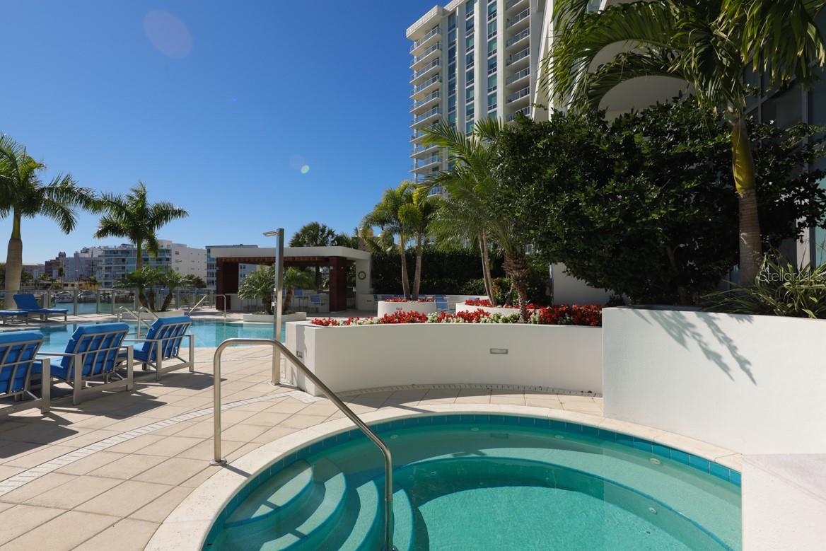 VUE SARASOTA BAY - Residential Lease