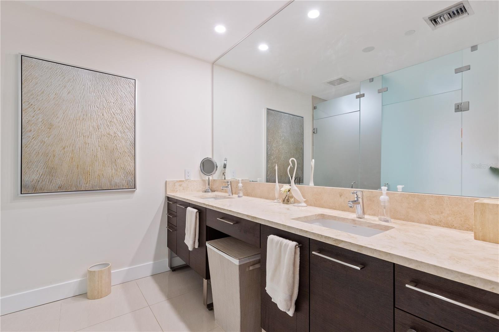 VUE SARASOTA BAY - Residential Lease