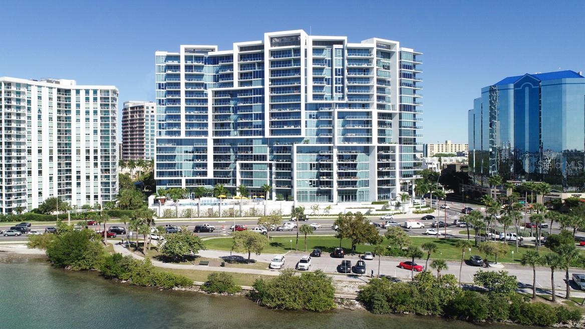 VUE SARASOTA BAY - Residential Lease