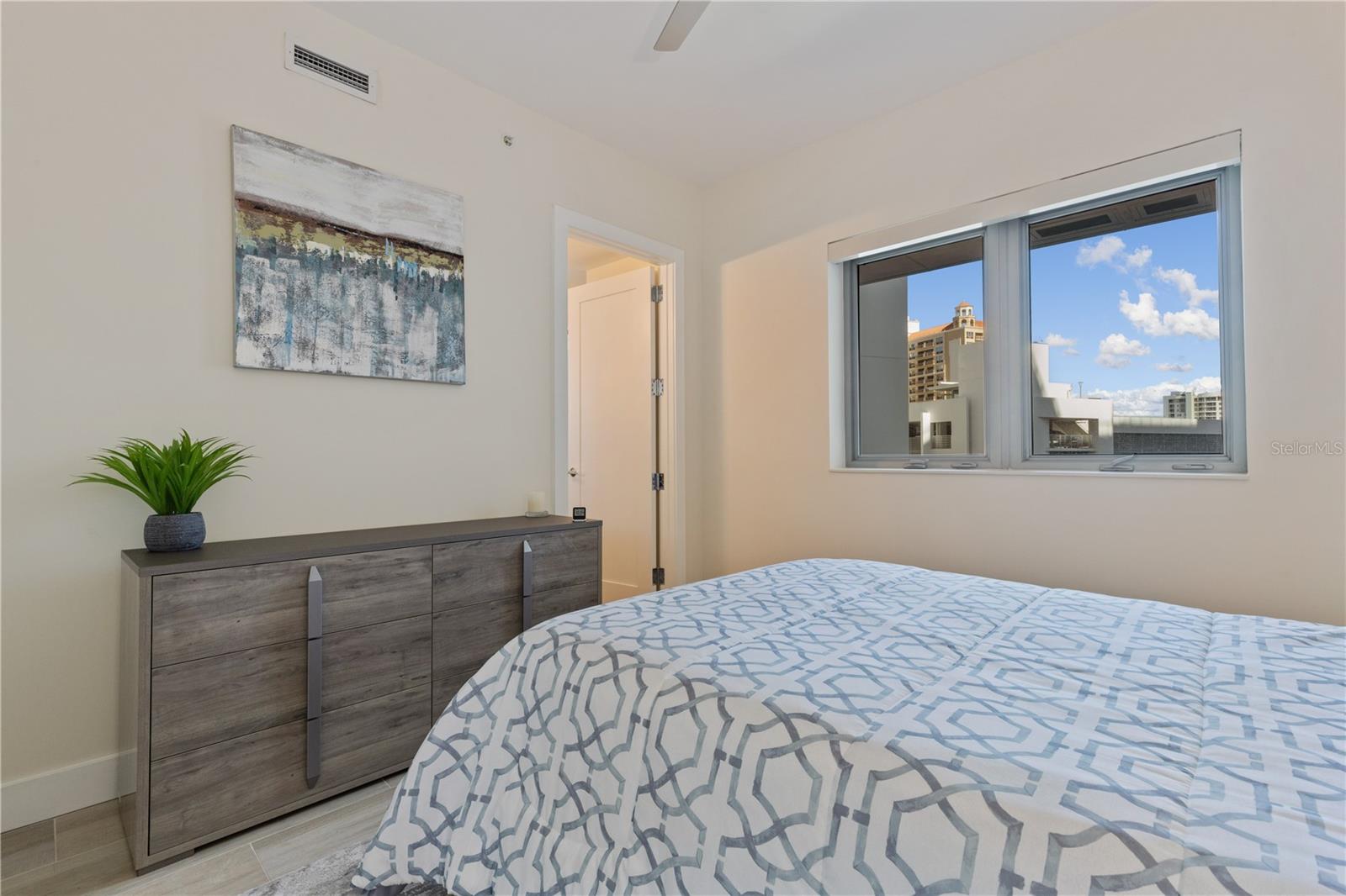 VUE SARASOTA BAY - Residential Lease