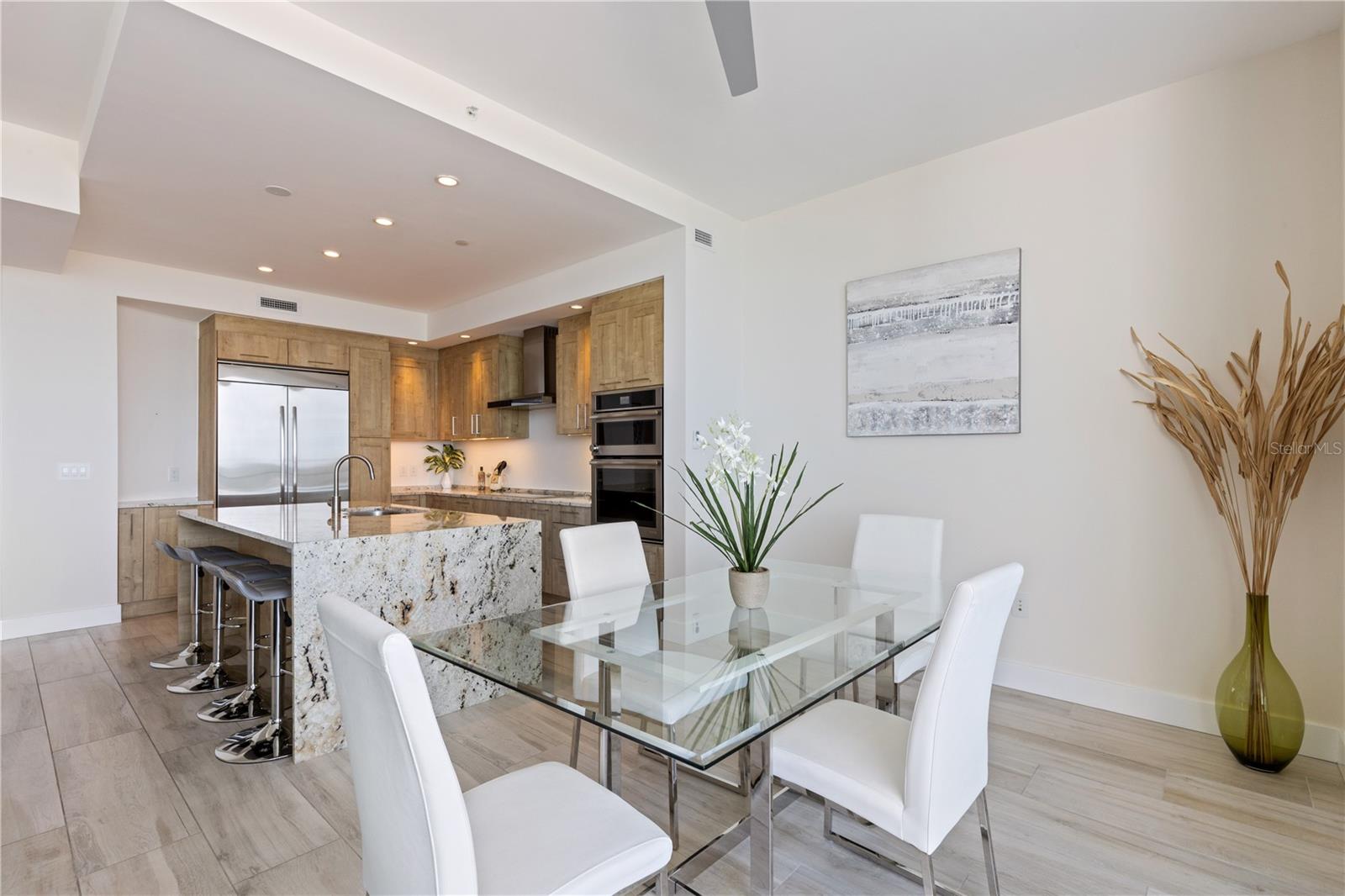 VUE SARASOTA BAY - Residential Lease