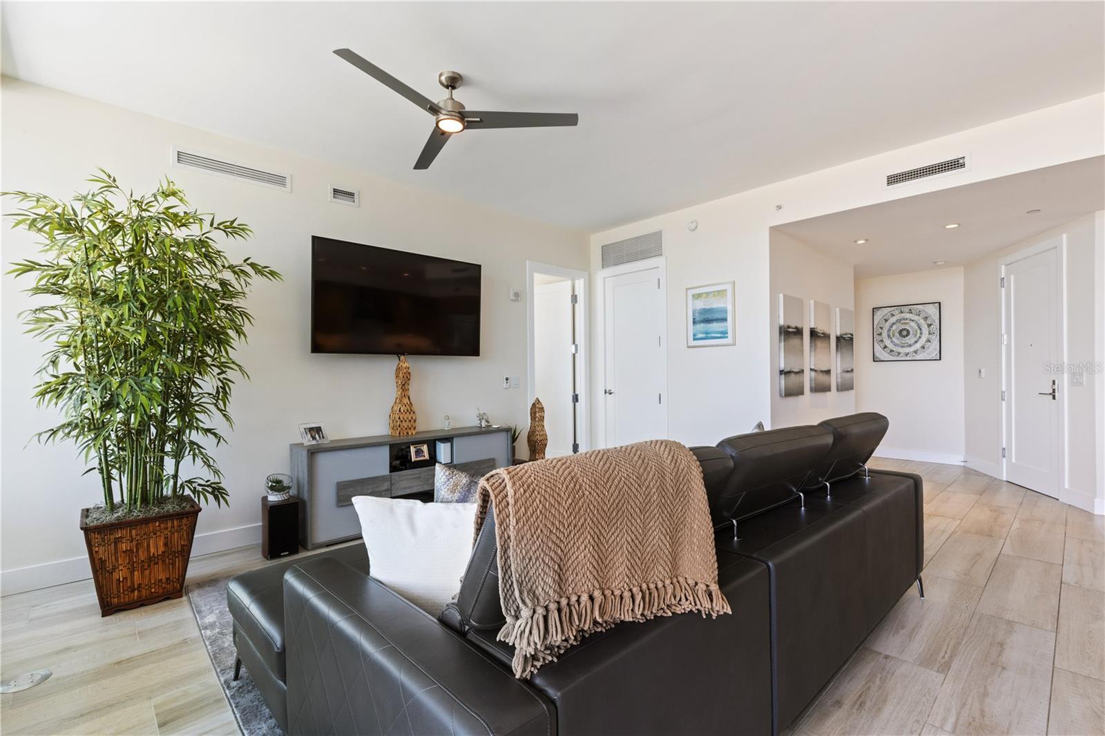 VUE SARASOTA BAY - Residential Lease
