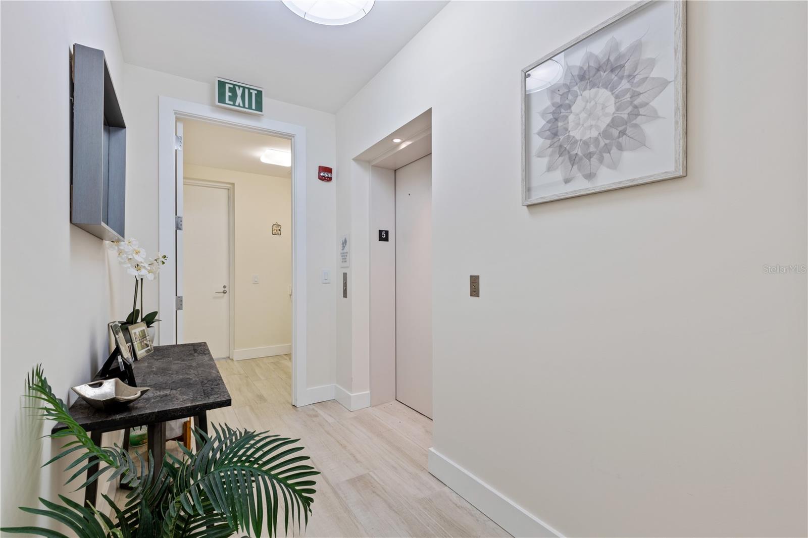 VUE SARASOTA BAY - Residential Lease