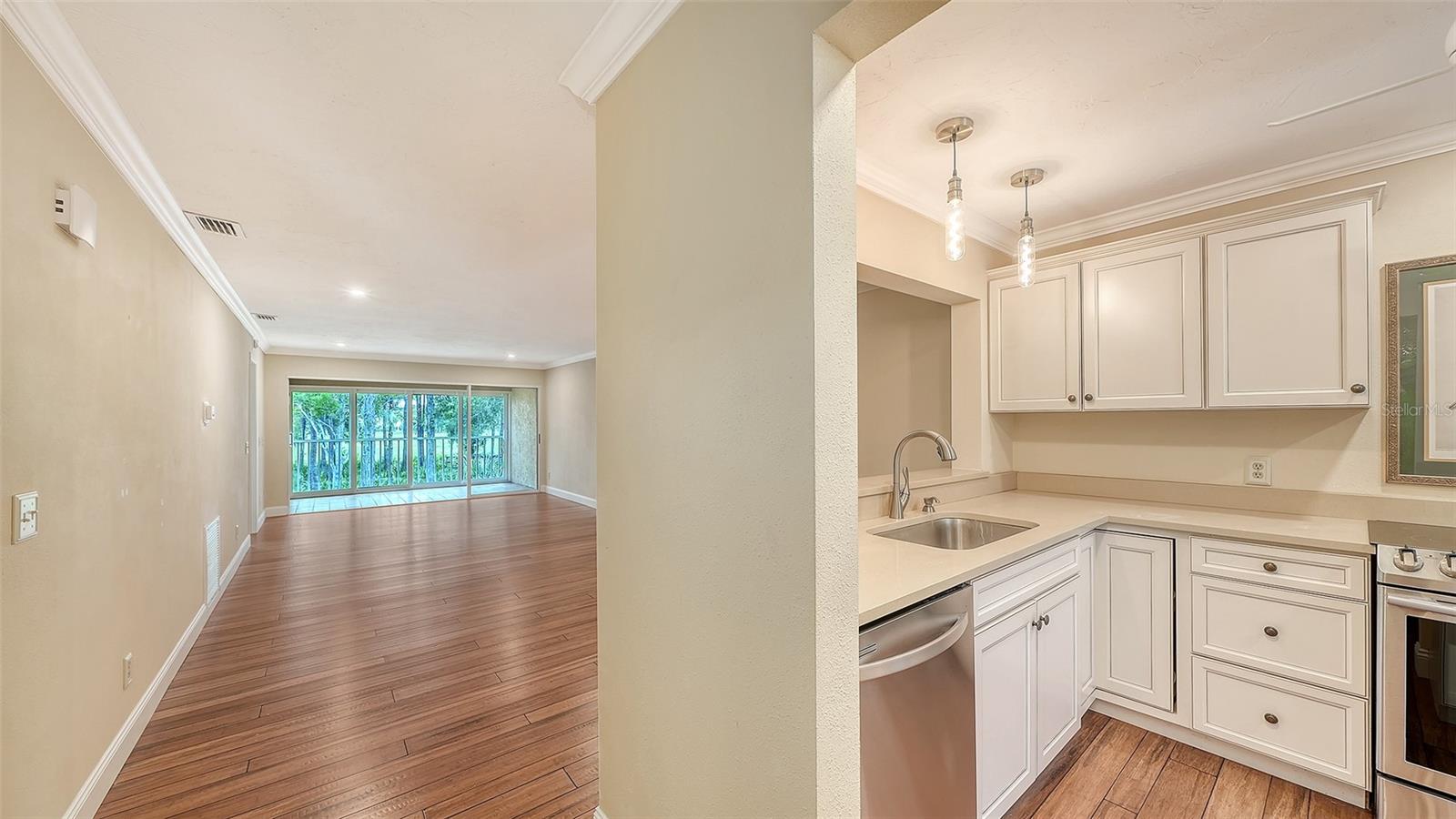 4489 LONGMEADOW 74