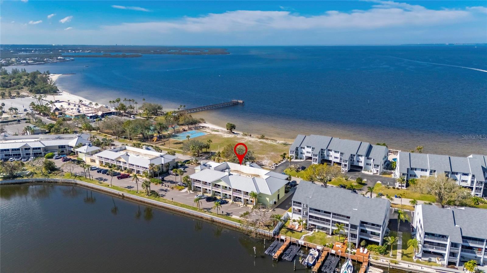 ISLAND RESORT AT MARINERS CLUB - Residential
