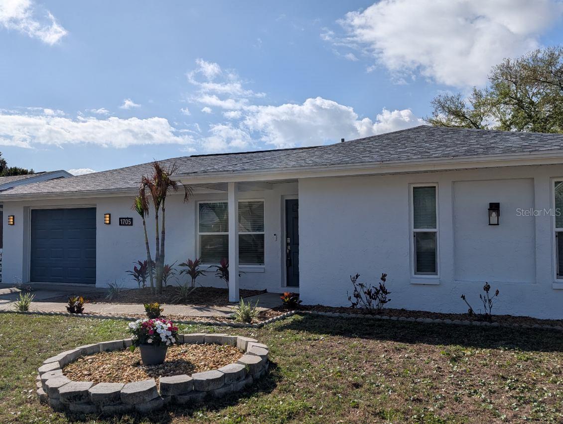 1705 IRONWOOD COURT E