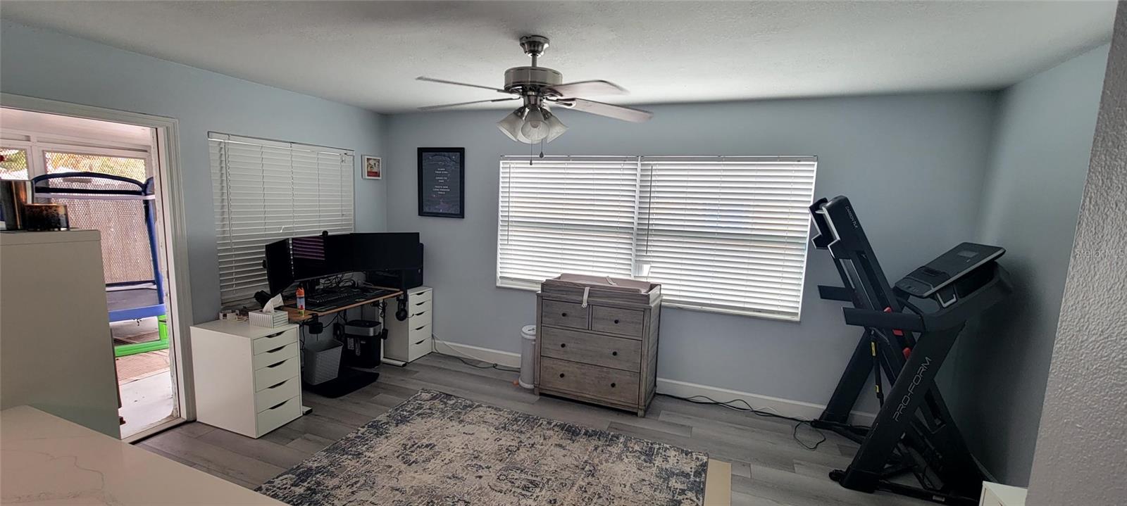 HARBOR PALMS-UNIT SIX - Residential