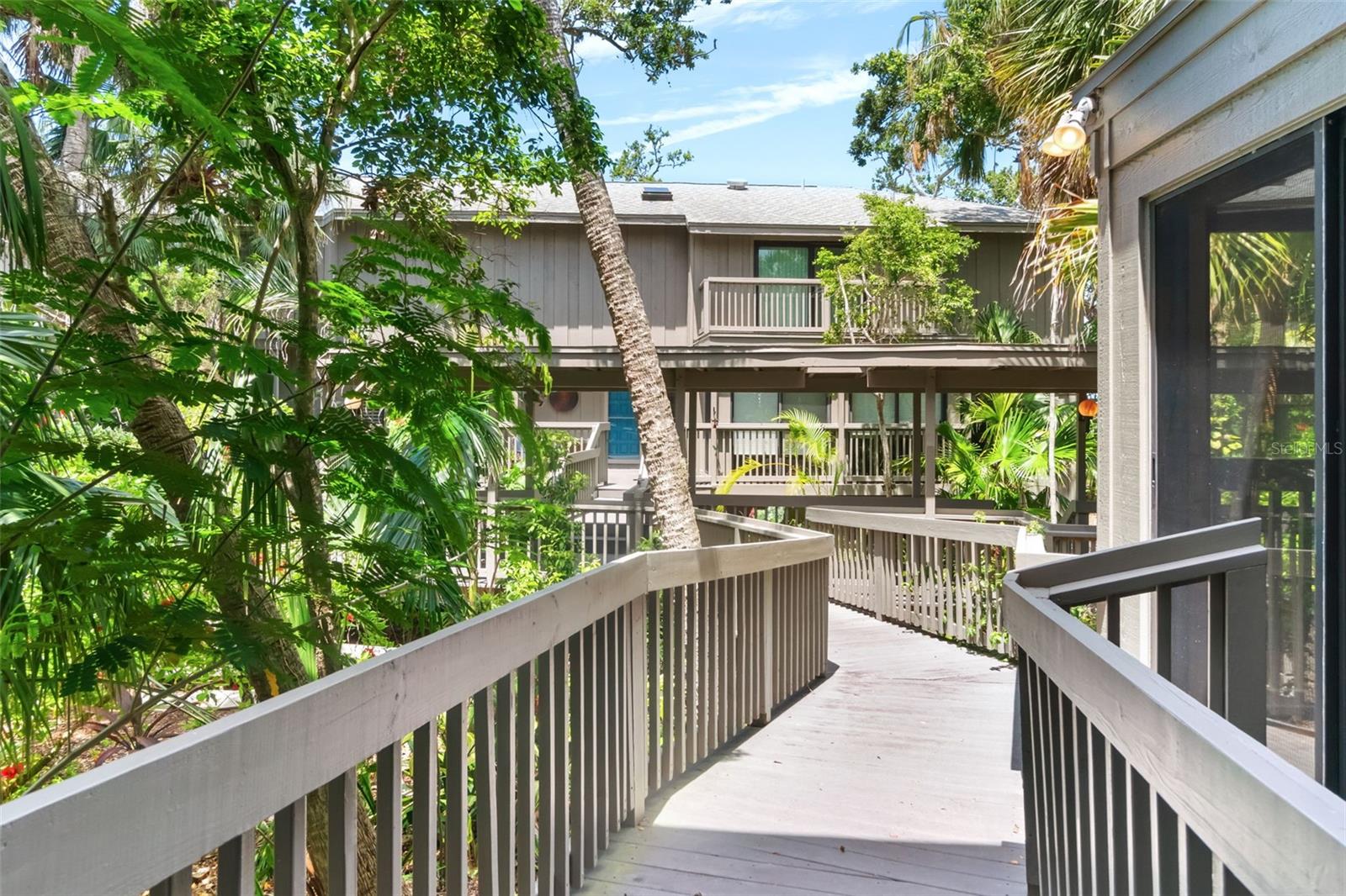 1347 LANDINGS DRIVE 6