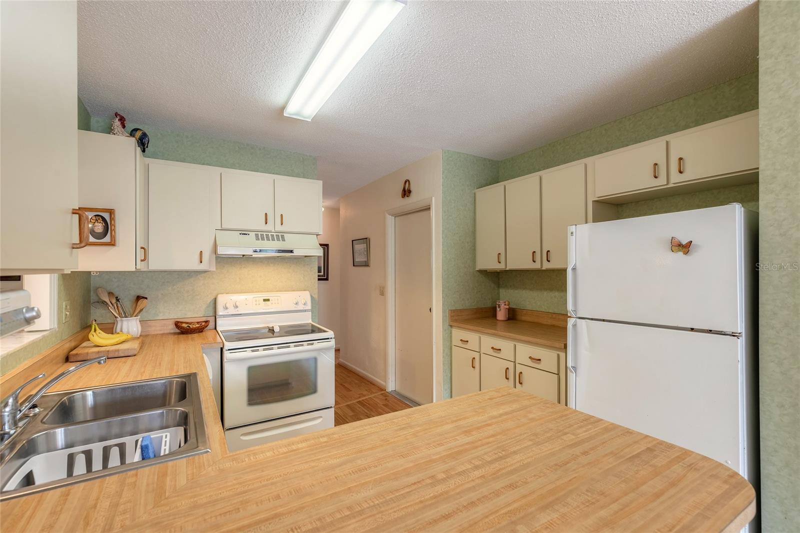 SUMMER TREES - Residential