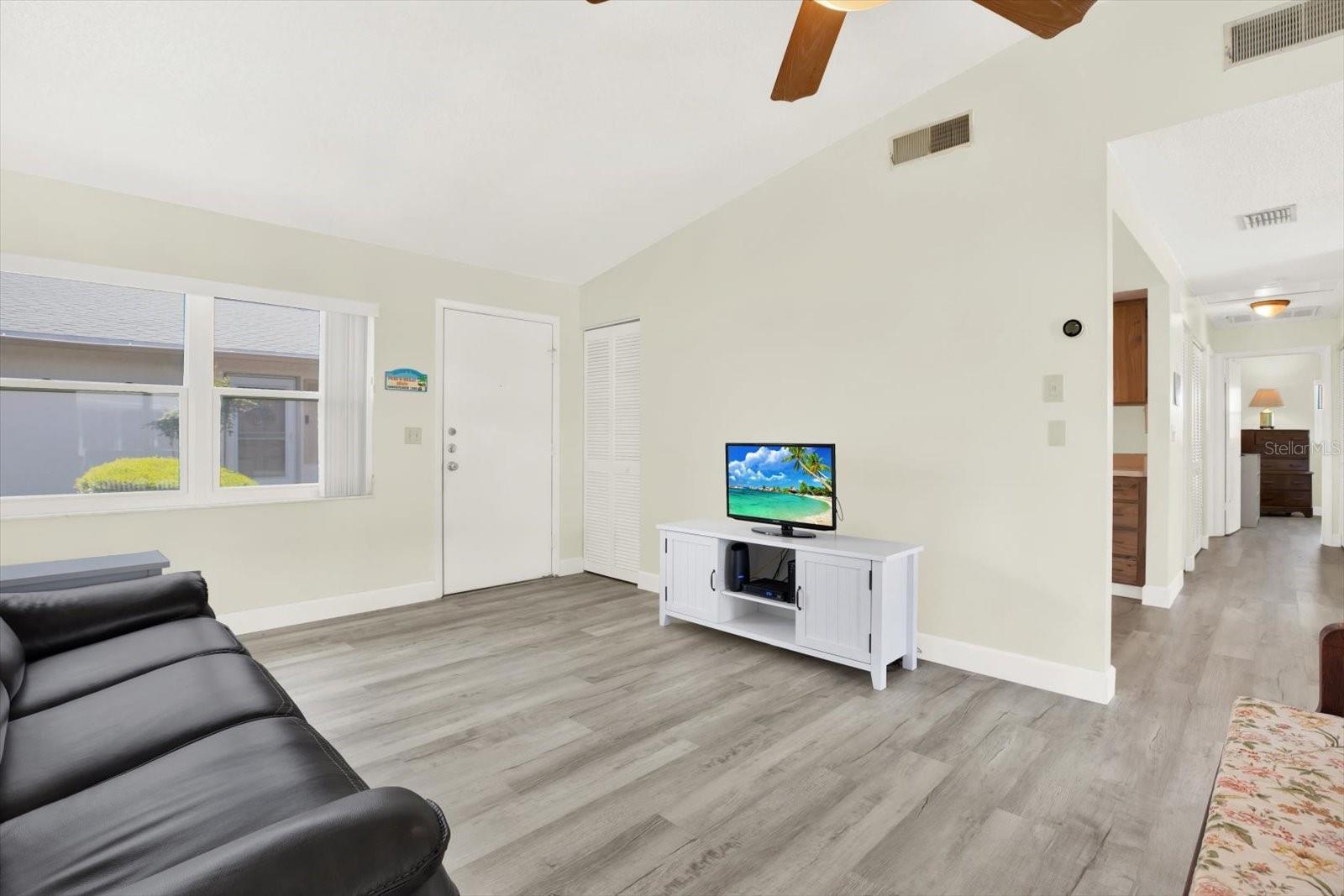 WEST SHORE VILLAGE SIX - Residential